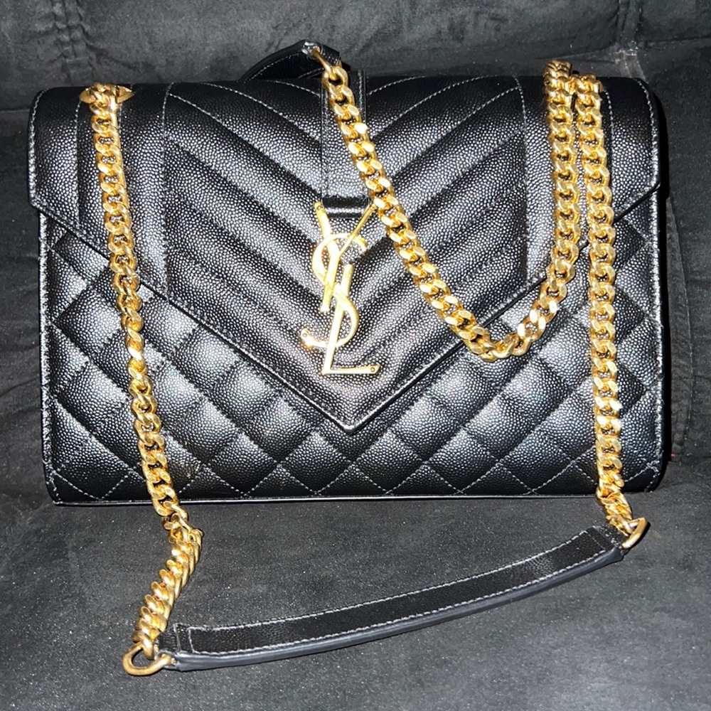 Medium Tri-Quilted Matelasse Grain de Poudre Flap Shoulder Bag, Golden Hardware
